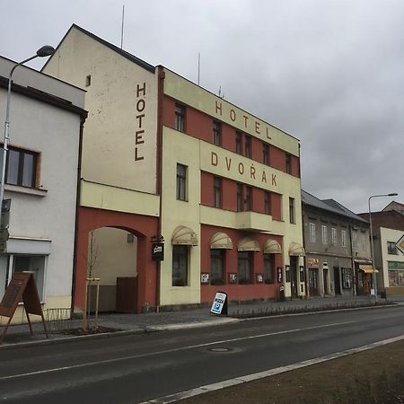 Hotel Dvorak Chrast Экстерьер фото